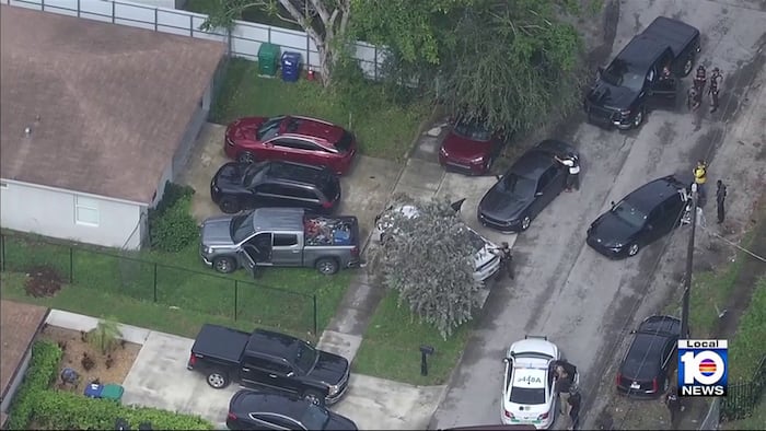 Suspect taken into custody after deputies respond to home in northwest Miami-Dade