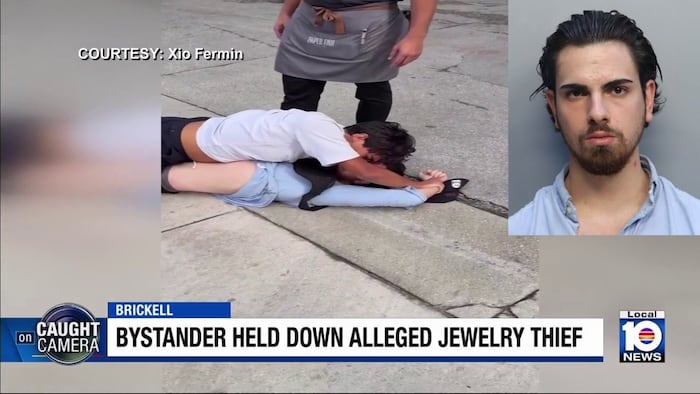 Pepper spray doesn’t stop Good Samaritan from tackling Brickell jewelry thief, police say