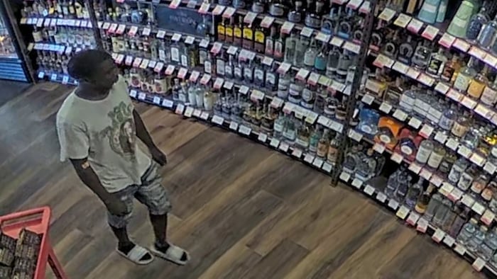 Man arrested in string of liquor thefts in Oakland Park; BSO searching for 2 others