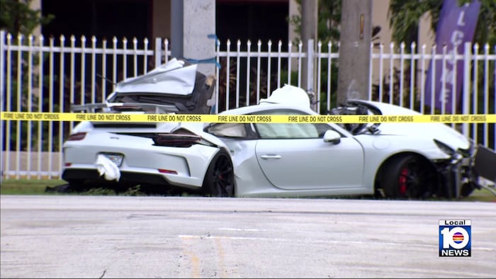 1 dead, 1 critically injured after Porsche crashes into pole in Southwest Miami-Dade