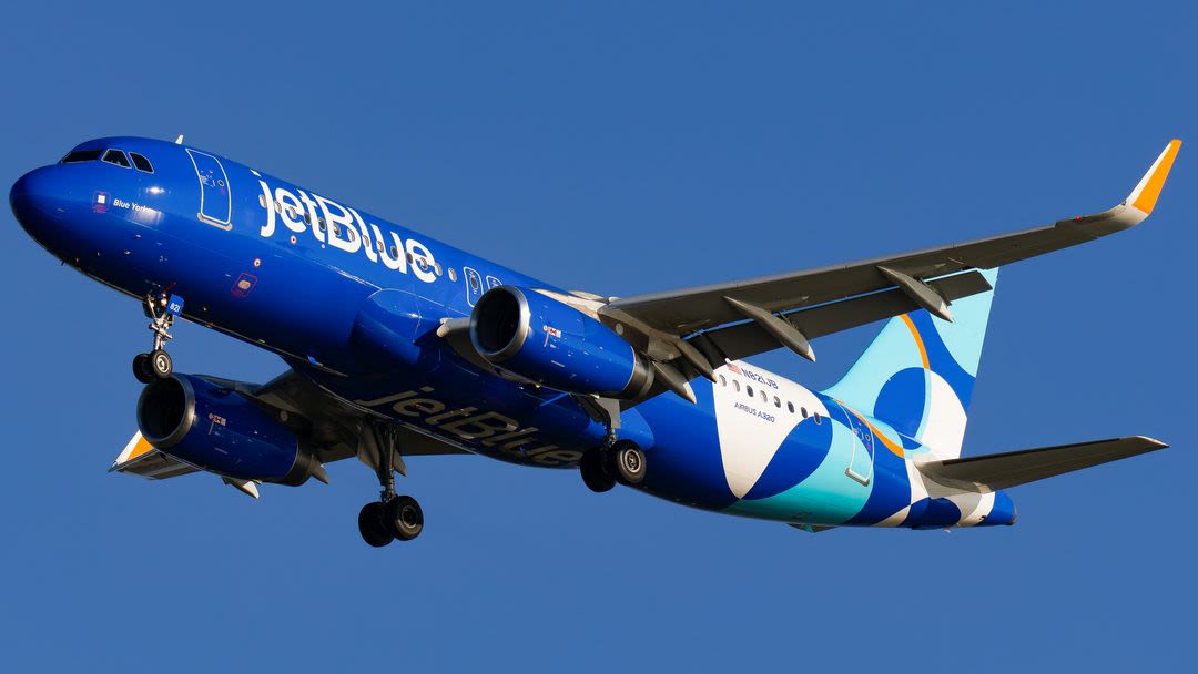 Security Breach at Fort Lauderdale Airport: Intruder Found Sleeping on JetBlue A320 in Maintenance Hangar