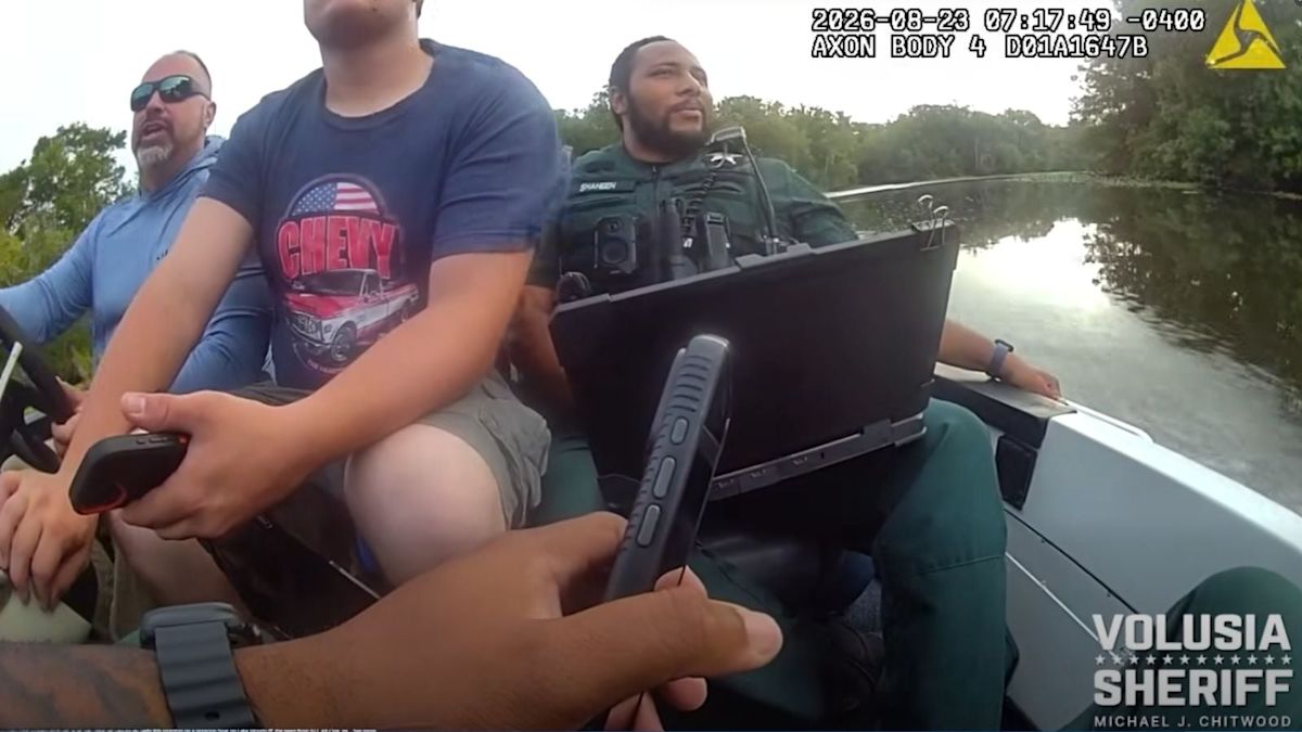 Florida Flight Paramedic Jumps From Helicopter Into Lake During Desperate Attempt To Save Fisherman