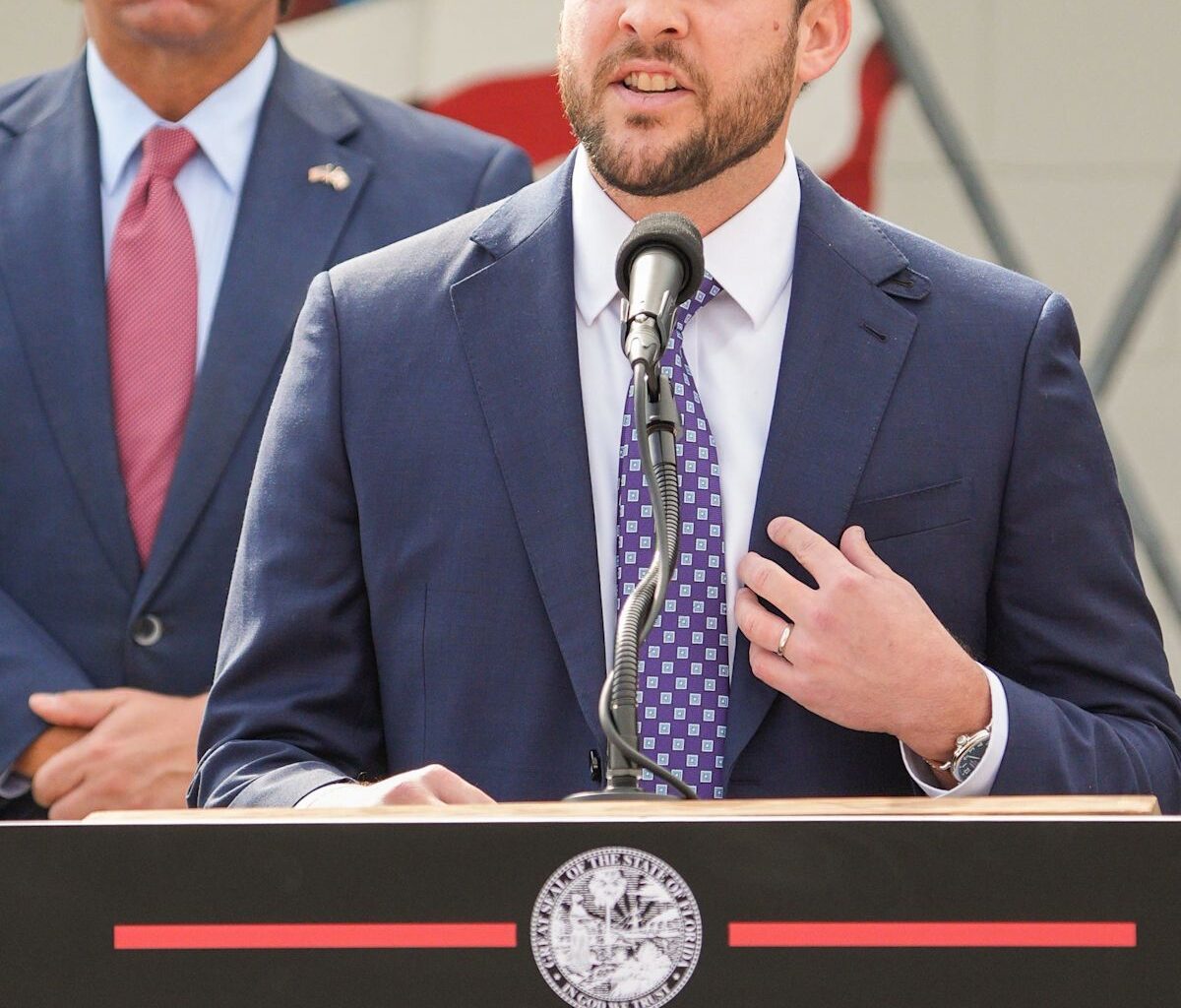 In Hope Florida scandal, the 10 million bucks stop where?
