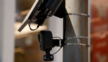In Florida, Flock cameras aimed at apartment pools raise fears of surveillance beyond roads