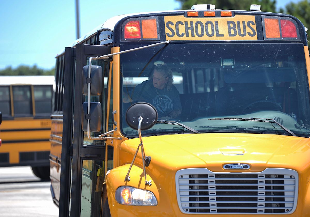 Elementary students in Florida district could face far less testing
