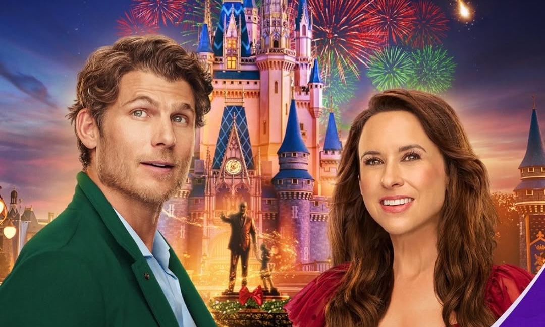 Hallmark Pop-Up Store Coming to Disney Springs for ‘Holiday Ever After’