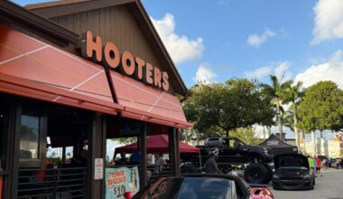 Check out Classic Cars at Hooters on August 25