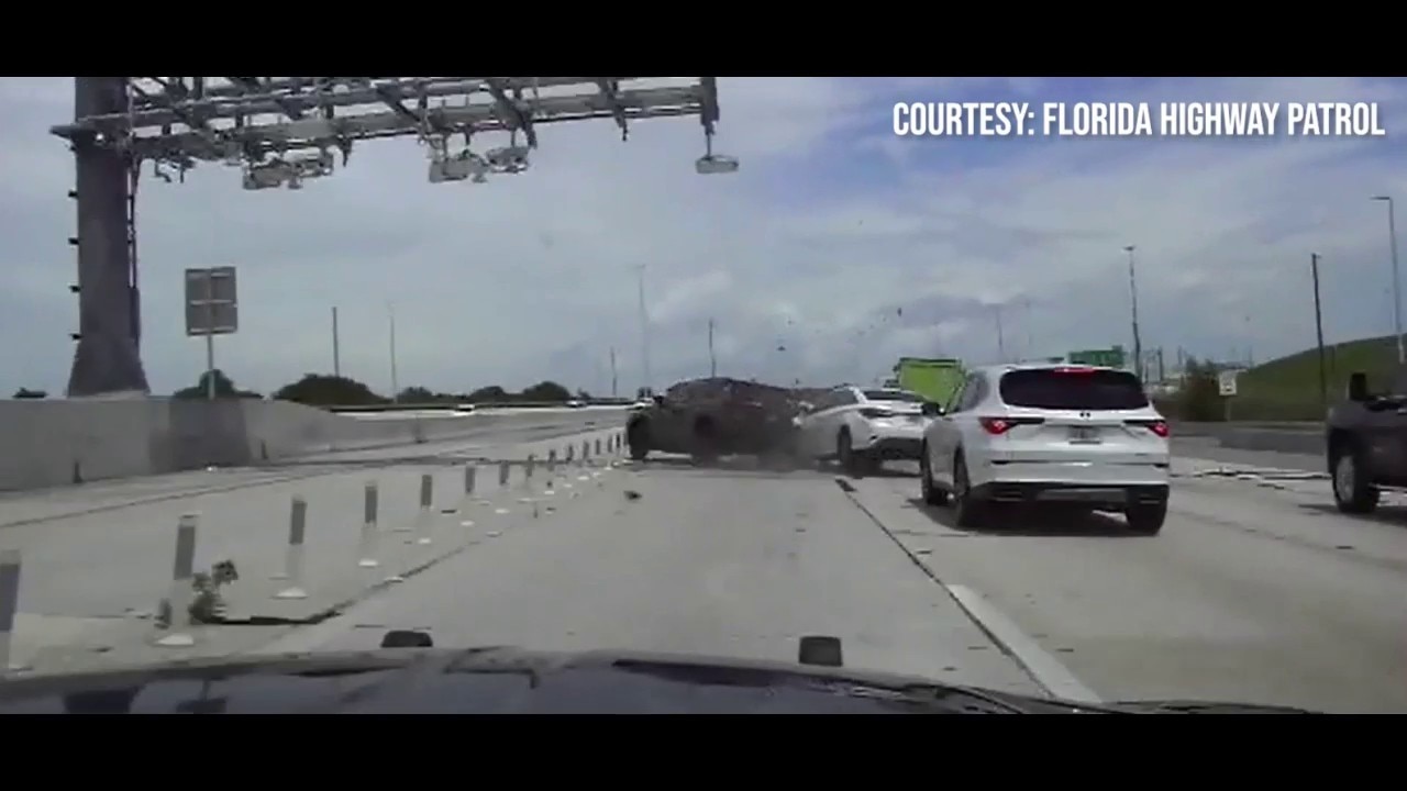 Video: Suspect weaving through I-275 traffic crashes