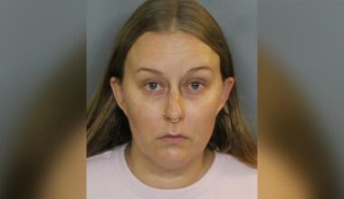 Florida teacher sex with 17 year old at school