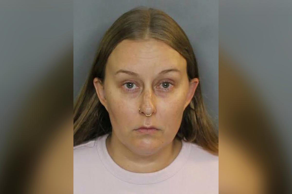 Florida teacher sex with 17 year old at school