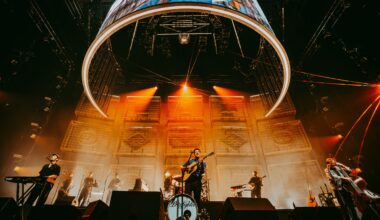 Photos: Mumford & Sons brings ‘Prizefighter’ to Tampa’s Benchmark International Arena