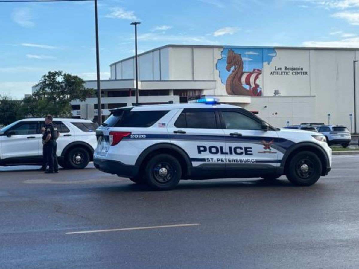 Bomb Threat Prompts Evacuation at St. Petersburg’s Northeast High School; Heavy Police Presence Triggers Traffic 