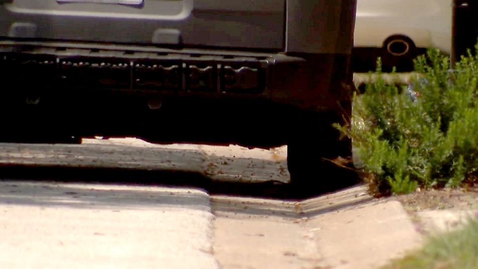 Street parking worries parent before Orange school year