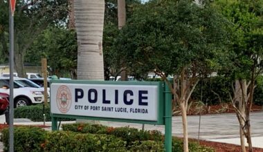 Florida officers placed on leave during campaign sign investigations