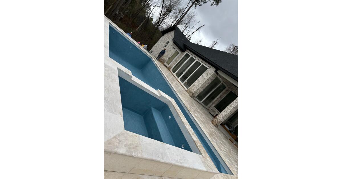 ServCo Pools Featured in Tallahassee Magazine’s “Pools of Distinction”