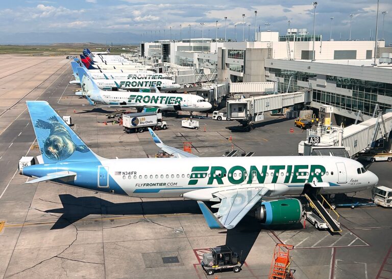 Four Frontier Flight Attendants Become Ill on Flight to Fort Lauderdale