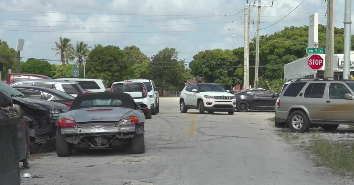 Miami-Dade fines car repair shop after neighbors reach out to CBS News Miami