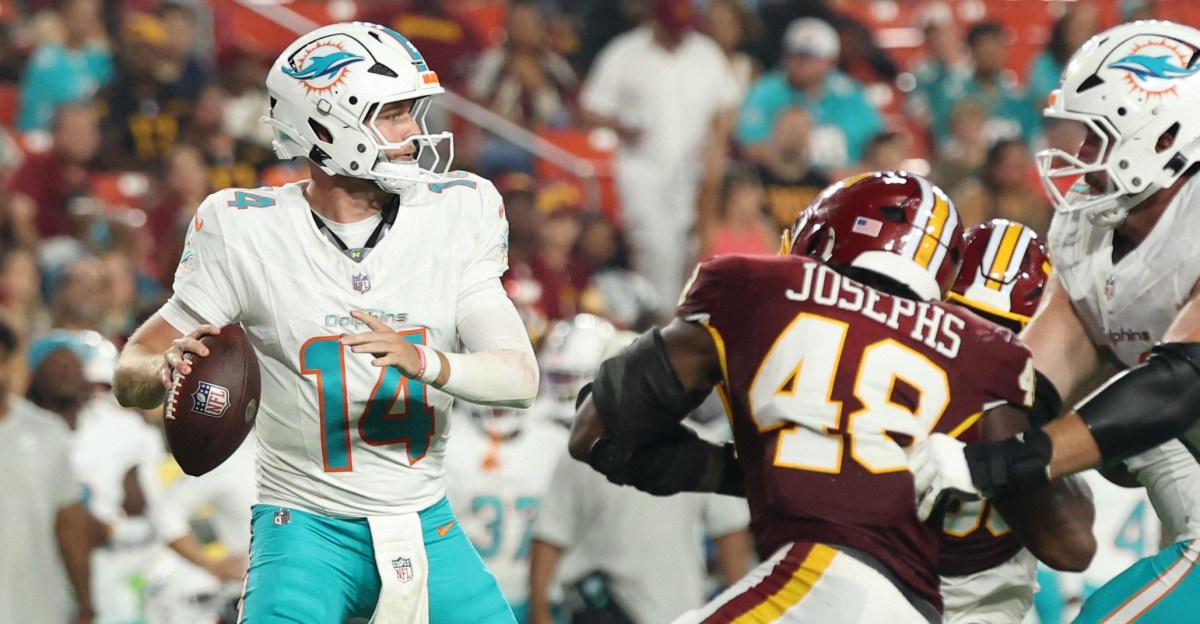 Miami Dolphins injury update: Quinn Ewers suffer injury against Commanders