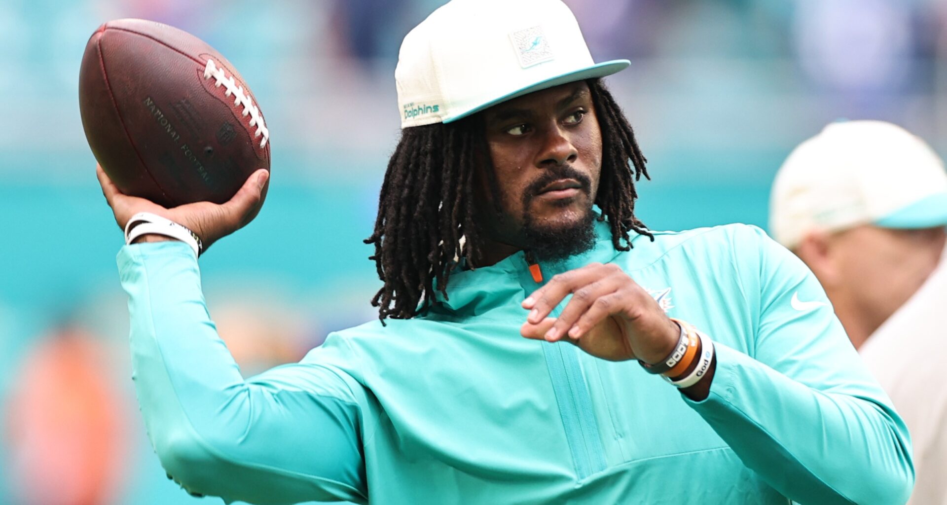 Dolphins rest starters vs. Giants; Trey Moore injured