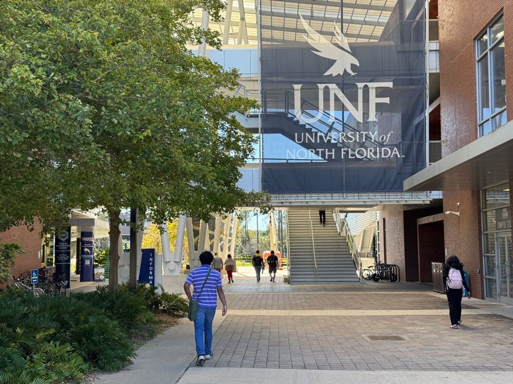 University of North Florida students move through the campus in Jacksonville on Oct. 30, 2025. (Photo by Jay Waagmeester/Florida Phoenix)