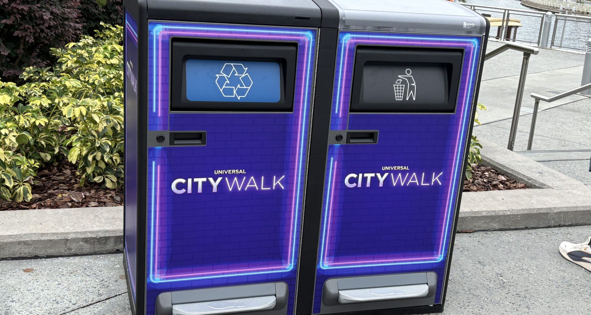 Solar-Powered Trash Cans Arrive at Universal Orlando Resort