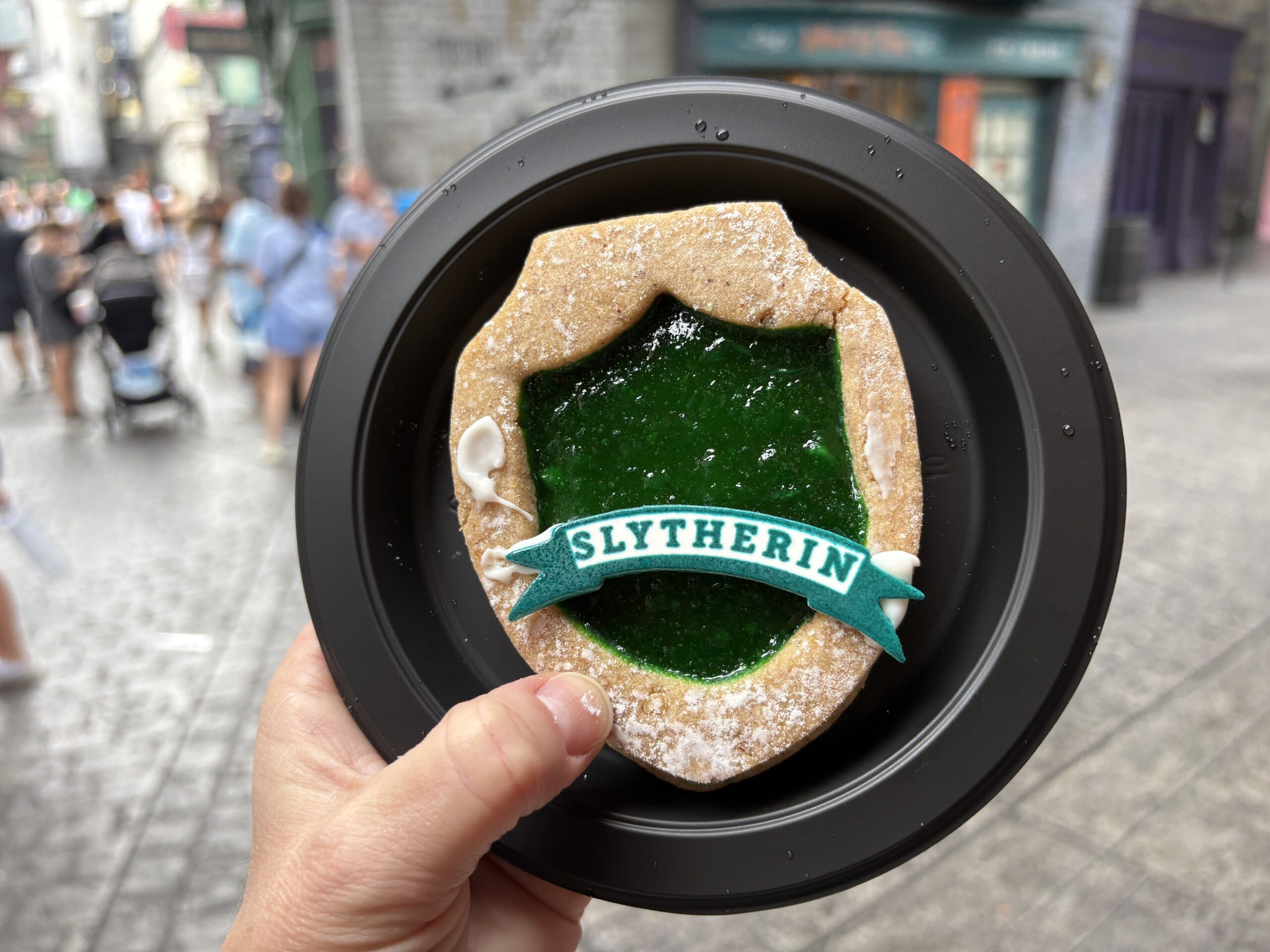 Hogwarts House Linzer Cookie - $6.99
