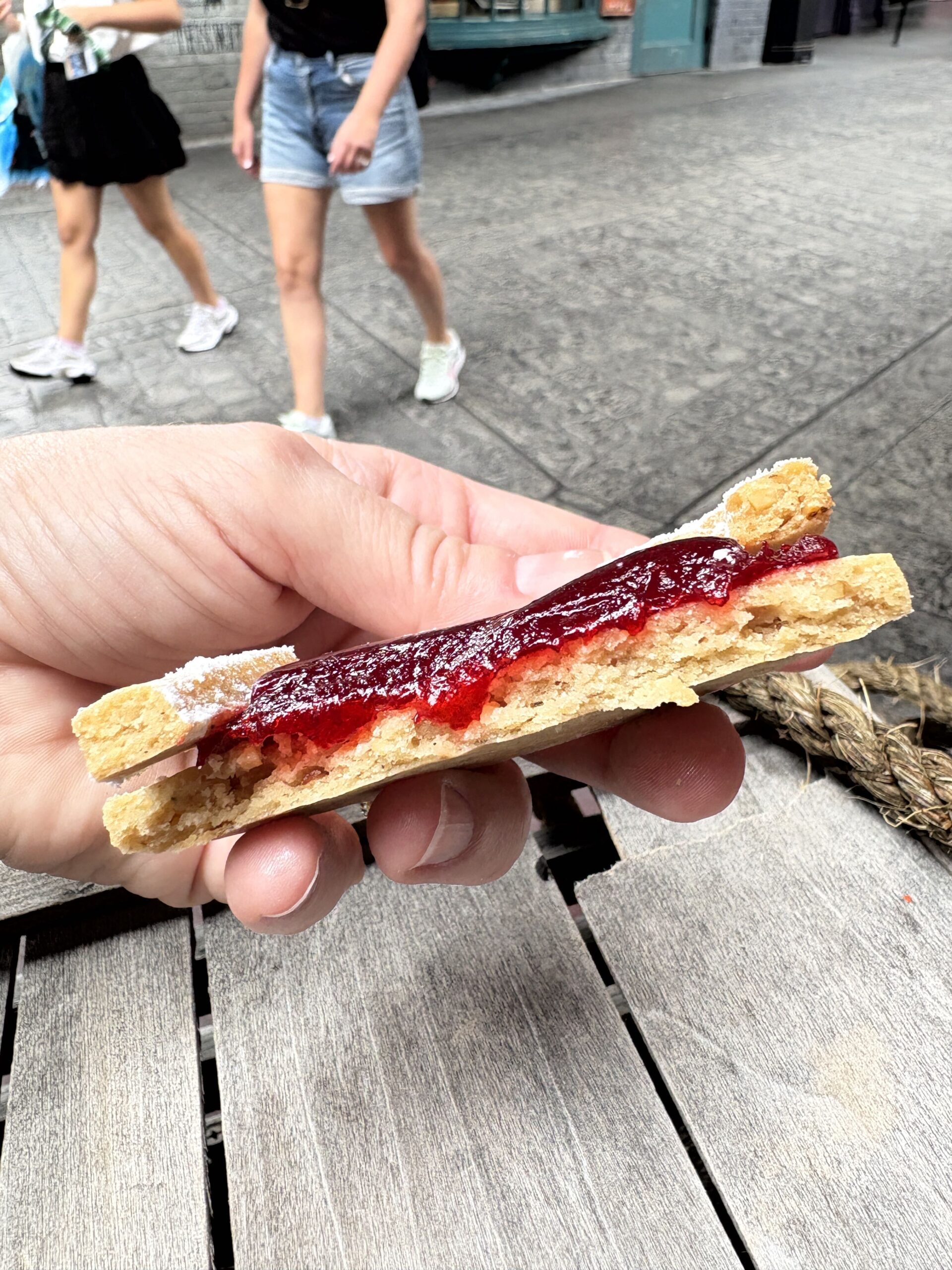 Hogwarts House Linzer Cookie - $6.99