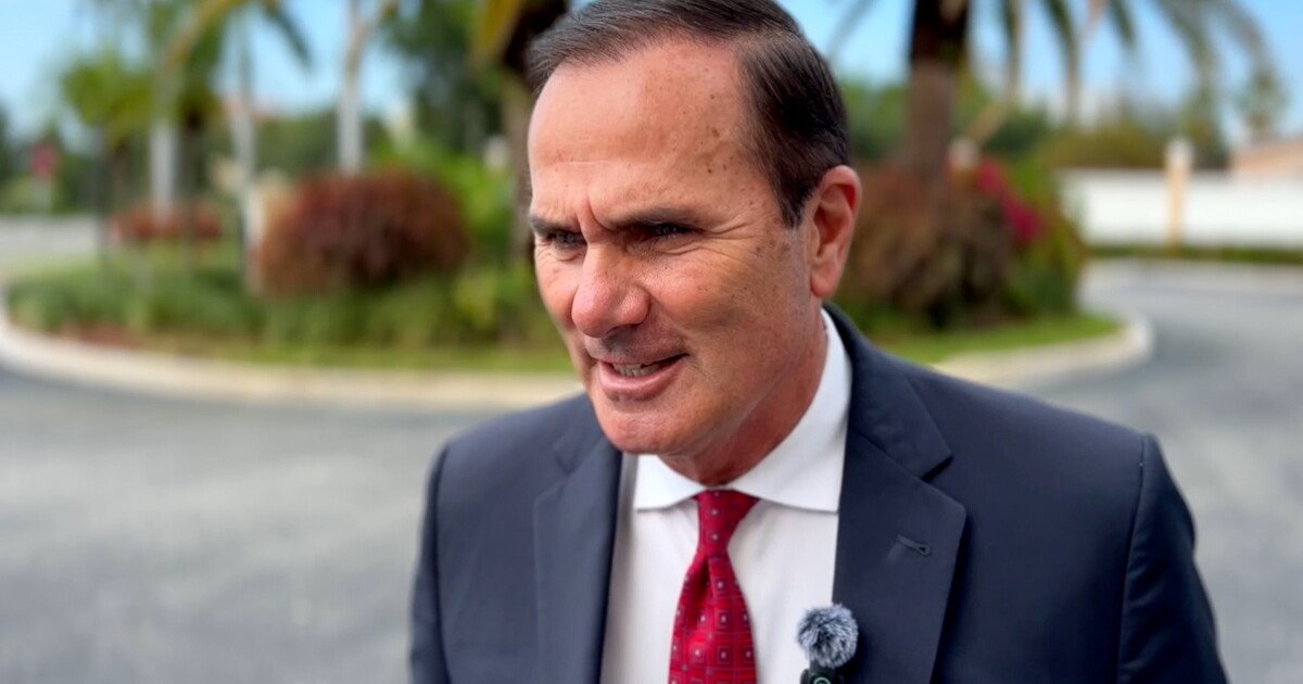 Palm Beach Co. clerk of court arrested on child sex charges