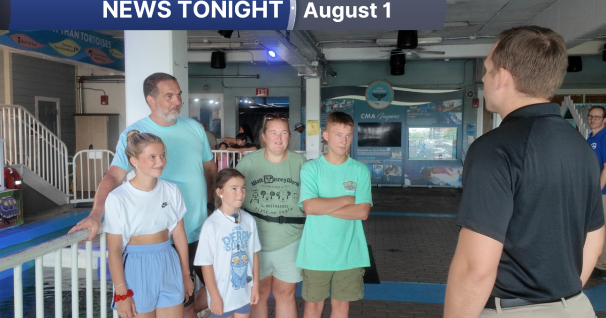 News Tonight - Top Headlines and Weather for August 1