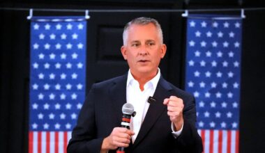David Jolly wins Democratic nomination for governor, will face Republican Byron Donalds