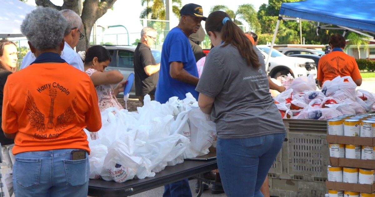 FPL and Harry Chapin Food Bank of Southwest Florida distribute summer savings kits | WGCU News