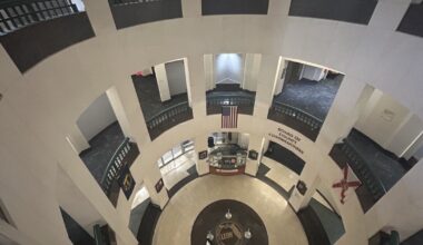 Judge orders rewrite of Florida property tax amendment ballot