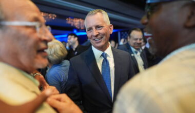 Florida Democrat Hits Up a MAGA Lobbyist for Campaign Cash