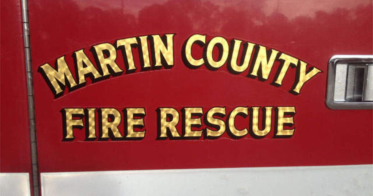 Man injured in lightning strike on boat near Sandsprit Park in Stuart
