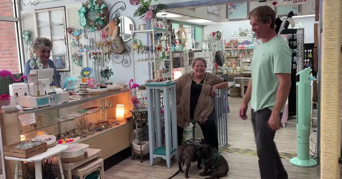 Stranger’s kindness helps St. Pete Beach shop owner rebuild after hurricanes