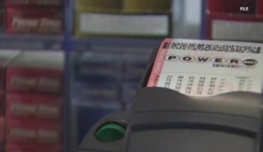 Powerball jackpot reaches $1B: What a Florida winner should know