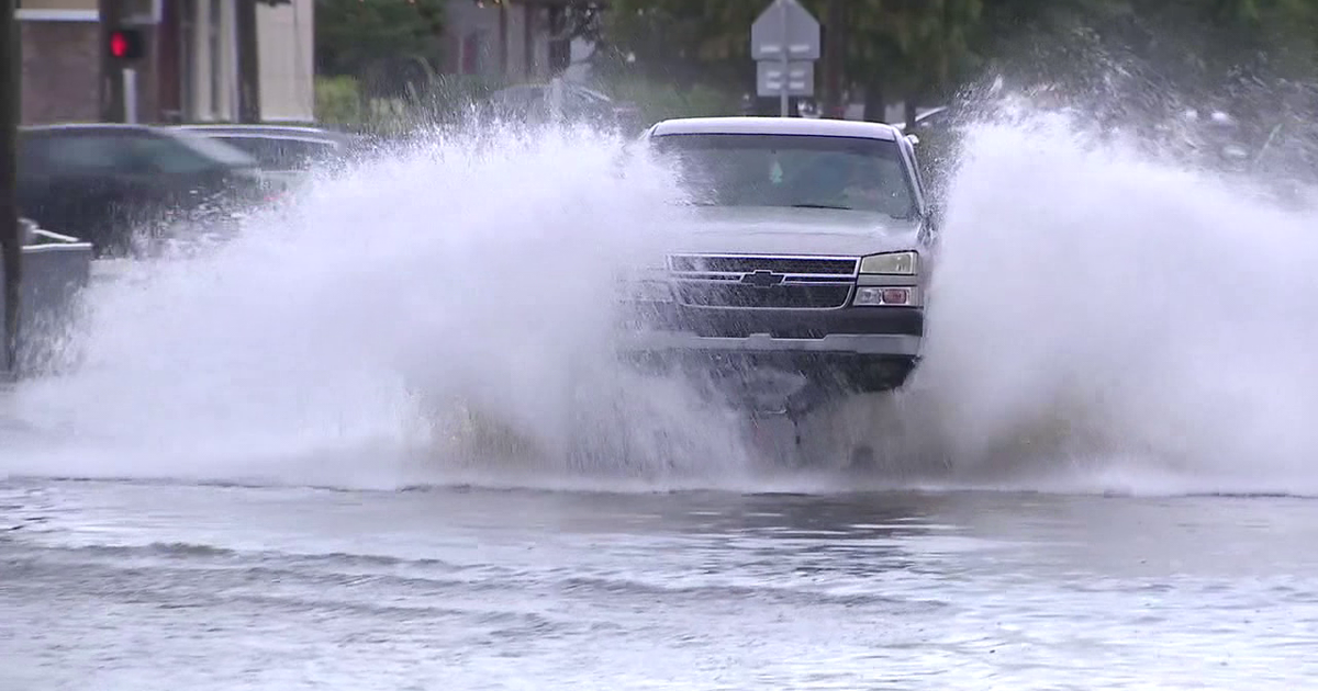 Largo neighborhood concerned about flooding