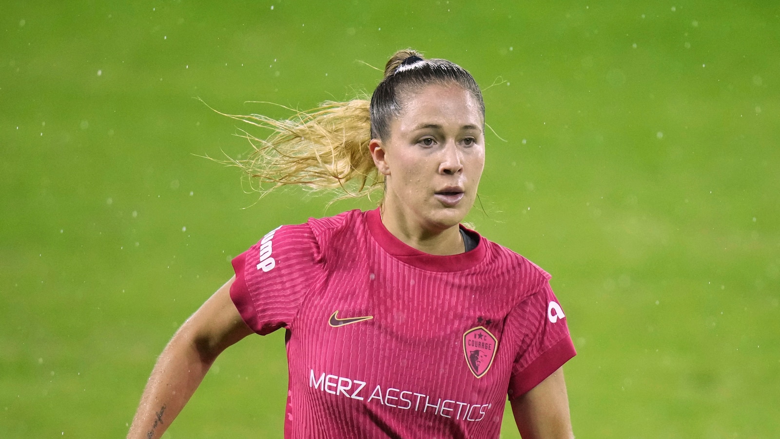Ijeh has 3 goals in North Carolina's 5-0 rout of Orlando