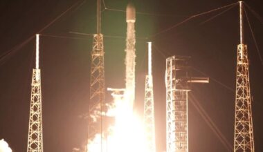 SpaceX launches more satellites from Florida for Starlink mission