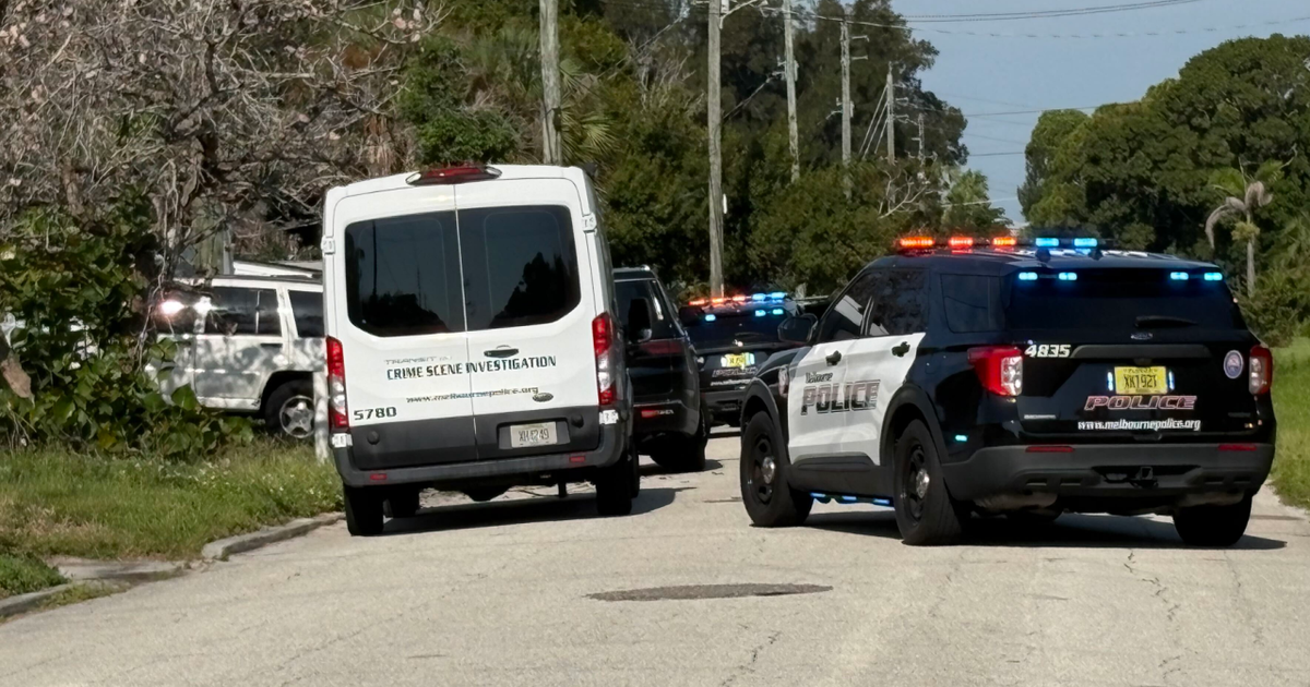 Police execute search warrant in Melbourne neighborhood