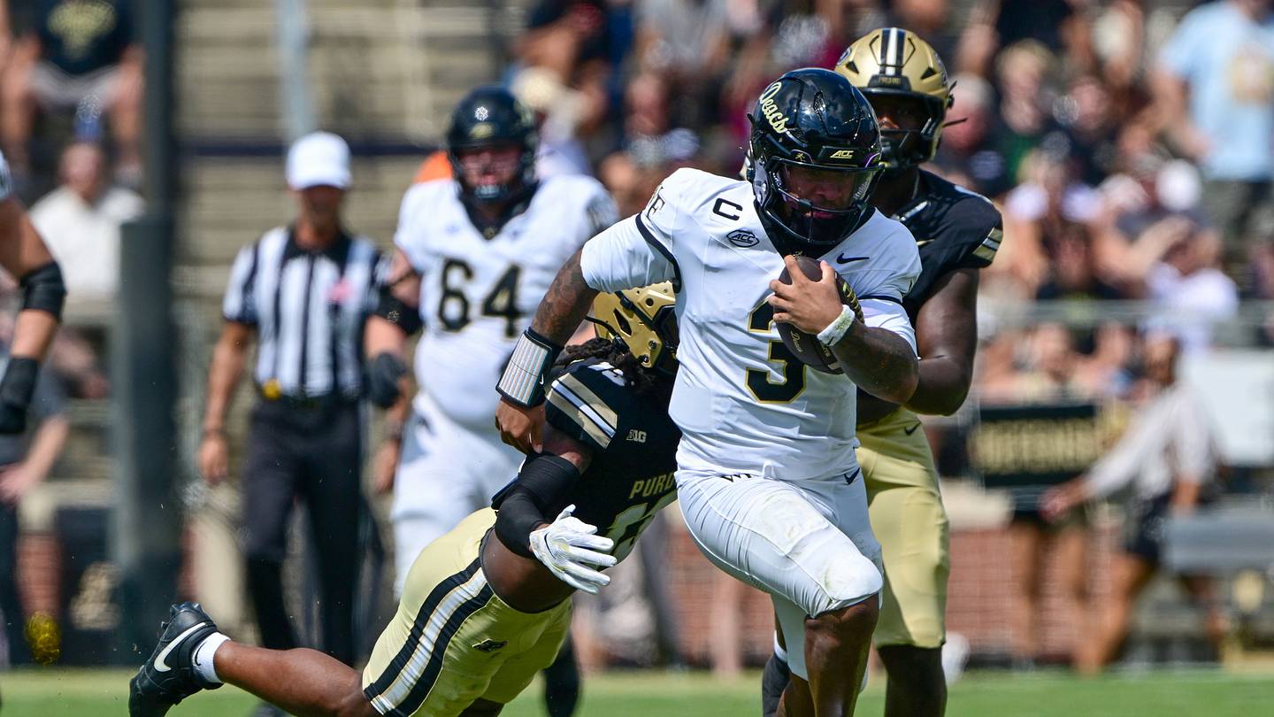 Wake Forest Welcomes No. 5 Miami for Biggest Test of 2026