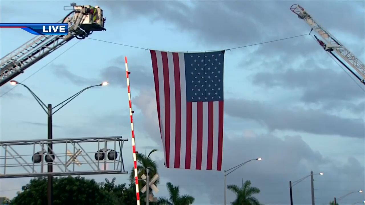 Fort Lauderdale community paying tribute to victims and first responders on 25th anniversary of 9/11 attacks - WSVN 7News | Miami News, Weather, Sports