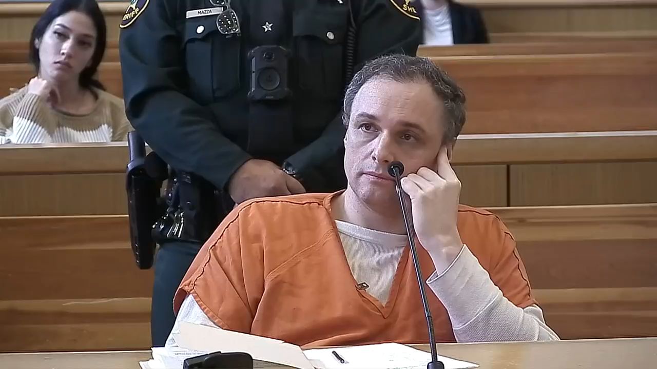 Prosecution starts case against plastic surgeon in case