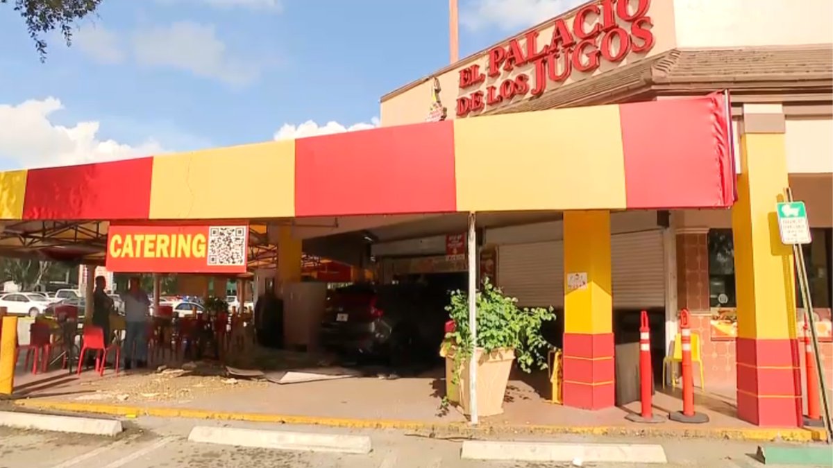 Car crashes into Cuban restaurant in Miami-Dade, causing gas leak – NBC 6 South Florida