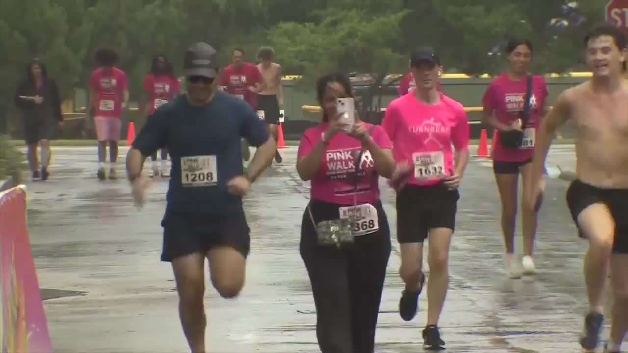 MDC’s 10th Annual Pink Walk 5K Run and Walk supports breast cancer awareness - WSVN 7News | Miami News, Weather, Sports