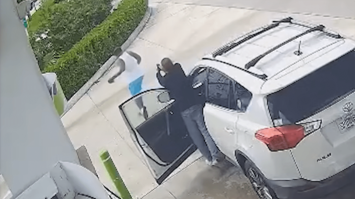 Pompano Beach gas station shooting investigated as man shot still critical, BSO says – NBC 6 South Florida