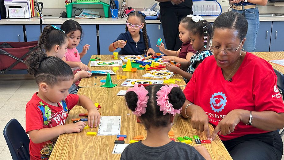 Seniors in Service seeks 50 ‘Classroom Grandparents’
