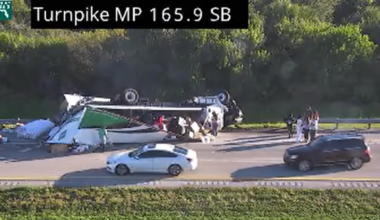Overturned vehicle shuts down Turnpike north in Fort Pierce
