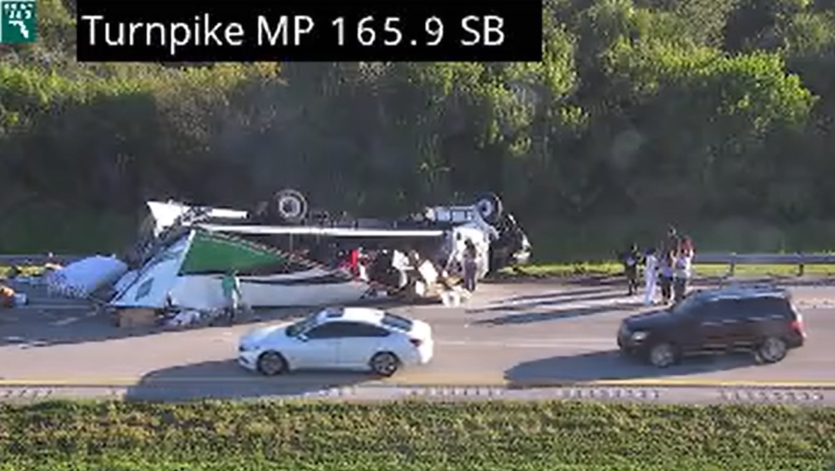 Overturned vehicle shuts down Turnpike north in Fort Pierce