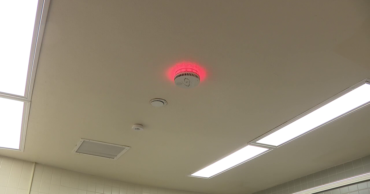 Hillsborough schools expanding vaping detectors to middle, K-8 campuses